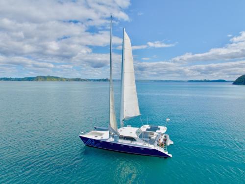 Charter Boat / Yacht - Cool Change, Paihia, Waitangi & Russell (Bay of Islands, Northland) Charter Boat / Yacht - Cool Change, Paihia, Waitangi & Russell (Bay of Islands, Northland)